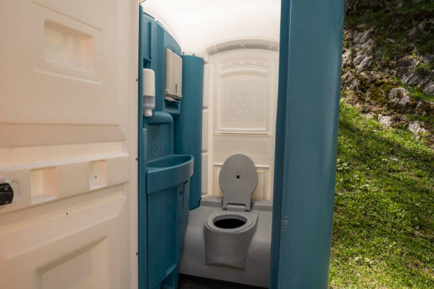 Affordable portable toilet rental in Youngstown, NY