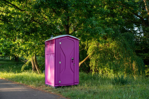 Best Porta potty rental near me  in Youngstown, NY